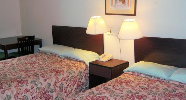 Rodeway Inn Benton Zimmer foto